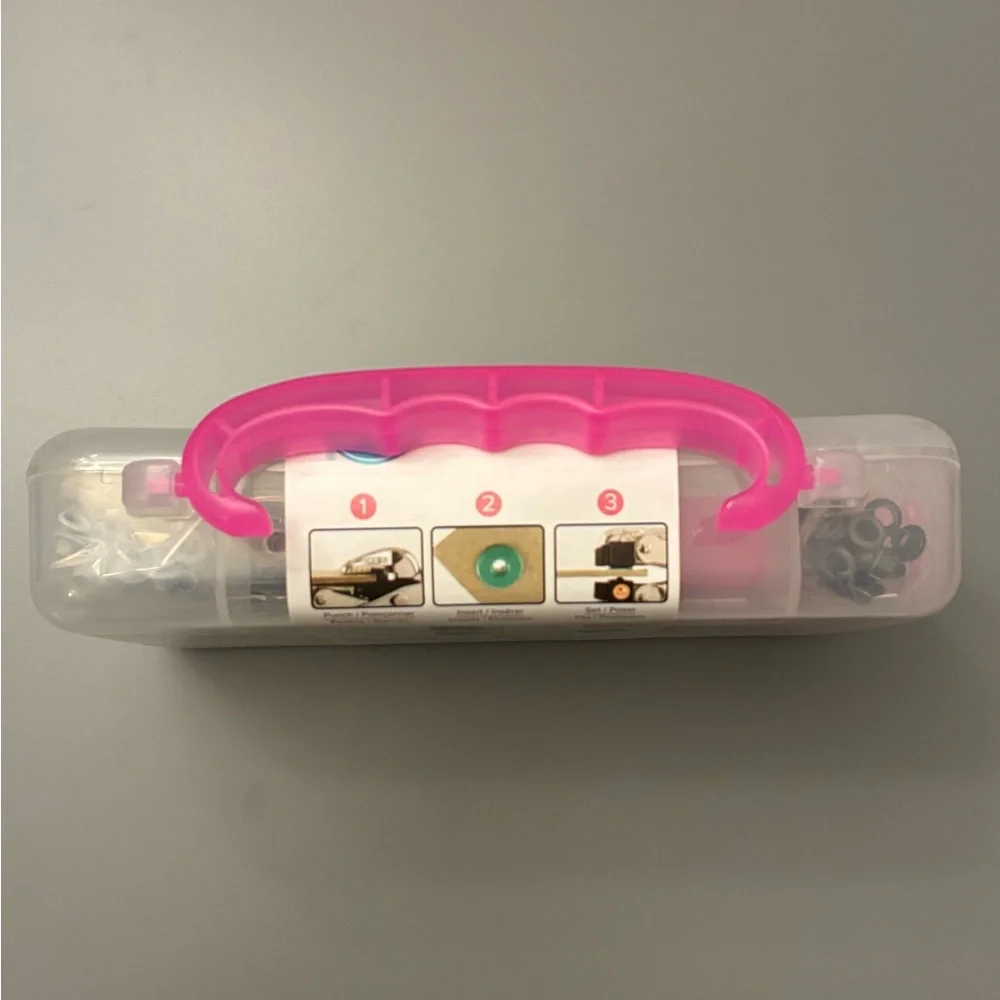 We R Memory Keepers Crop-A-Dile Hole Punch & Eyelet Setter Pink Kit - Picture 3 of 3